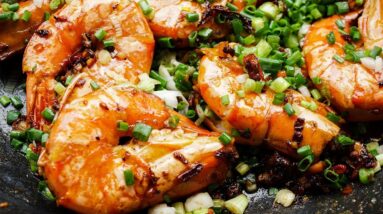 EXTRA CRUNCHY! Stir Fried JUMBO SHRIMP Recipe | TOO DELICIOUS! MUST TRY Seafood Recipe 椒盐虾