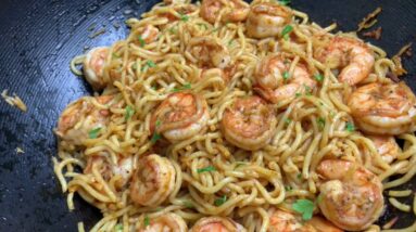 GARLIC SHRIMP NOODLES || QUICK SHRIMP RECIPES || TERRI-ANN’S KITCHEN