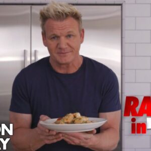 Gordon Ramsay Cooks Shrimp Scampi In Just 10 Minutes | Ramsay in 10